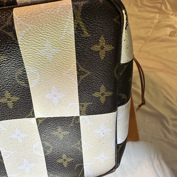 Louis Vuitton Monogram Canvas Rayures Neverfull GM - Picture 14 of 14